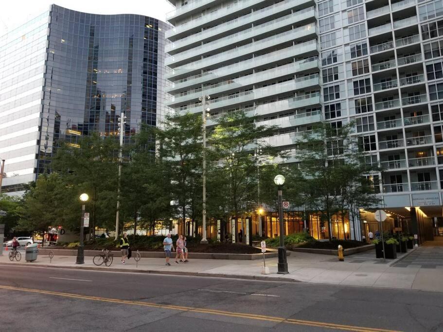 Cn Lovers Toronto Dış mekan fotoğraf