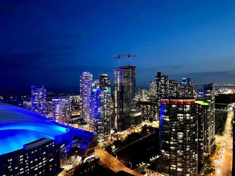 Cn Lovers Toronto Dış mekan fotoğraf