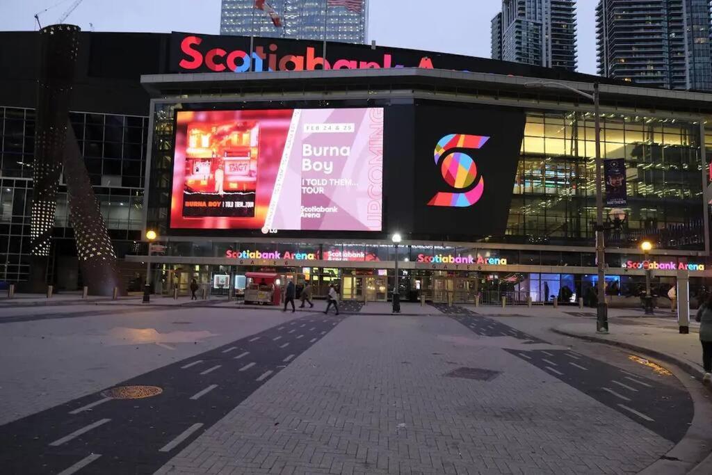 Cn Lovers Toronto Dış mekan fotoğraf